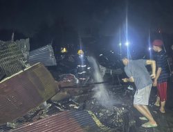 Kebakaran Hebat, Hanguskan 24 Rumah di Banjarmasin Barat
