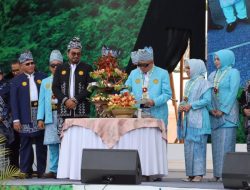 Tujuh Puluh Lima Tahun Provinsi Kalsel, Gubernur H. Muhidin Komitmen Selesaikan Berbagai Pembangunan Besar