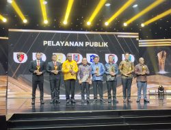 Gubernur Kalsel H. Muhidin Sabet Penghargaan Pelayanan Publik di Pemimpin Daerah Awards 2025
