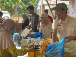 Warga Serbu Pasar Murah di Desa Jungkal, Sembako Ludes dalam Sekejap