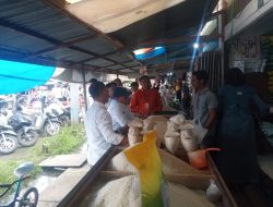 Pantau Harga dan Ketersediaan Bahan Pokok, TPID HST Gelar Sidak ke Pasar dan Distributor