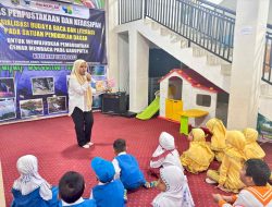 Dispersip Kotabaru Hidupkan Minat Baca Lewat Dongeng “Senangnya Menolong”