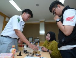 Generasi Muda Kalselteng Berinovasi, Trio Motor Sukses Gelar AHM Best Student 2025 Regional