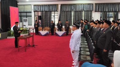 Melantik 41 Pejabat, Bupati HST Samsul Rizal Tekankan Integritas ASN