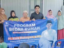 Rais Ruhayat Serahkan Bantuan Bedah Rumah di Kuin Cerucuk