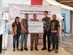 Kawan Lama Group Hadir di Palangka Raya, Berikan Dukungan bagi Siswa SDN 6 Langkai