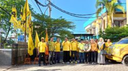 ‎Golkar Kalsel Awali Rangkaian HUT ke-61 dengan Bagi Sembako Gratis