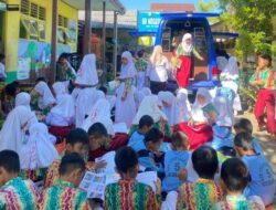 Dispersip Kalsel Hadirkan Pusling di SDN Pekapuran 5, Dorong Minat Baca Sejak Dini