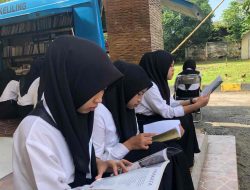 Pusling Dispersip Kalsel Kunjungi PRSTS Barakat Cangkal Bacari, Penghuni Antusias Sambut Layanan Baca