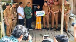 Bupati Balangan H. Abdul Hadi Serahkan Santunan BPJS Ketenagakerjaan, Bukti Hadirnya Negara Lindungi Pekerja dan Keluarganya