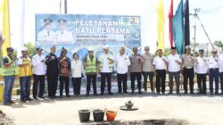 Bupati Pulang Pisau Resmikan Peletakan Batu Pertama Tugu Ikon “Pulang Mandau”