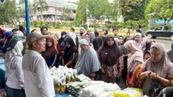Rayakan Hari Pangan Sedunia, Pemkab Kotabaru Gelar Gerakan Pangan Murah, Warga Serbu Stand Minyak dan Beras