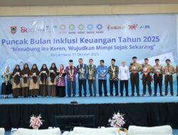 Kisah Inspiratif Gubernur Kalsel H. Muhidin Pukau Siswa Ukhuwah Banjarmasin, Ajak Rajin Menabung Sejak Dini