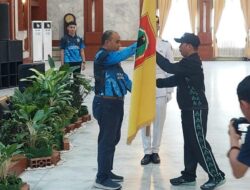 Gubernur H. Muhidin Kobarkan Semangat Atlet POPNAS dan PAPERNAS : “Haram Manyarah, Waja Sampai Kaputing!”