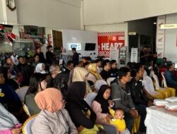 Rujak Fest Meriah di Trio Motor Kapuas : Showroom Honda Disulap Jadi Ruang Kebersamaan Warga”