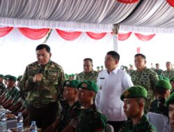 Menhan RI Tinjau Pembangunan Yonif 828/BWM di Tanah Bumbu, Bupati Andi Rudi Latif Sambut Kedatangan