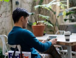 Survei FedEx: Desember Jadi Momentum Belanja Liburan bagi 44% Konsumen Indonesia