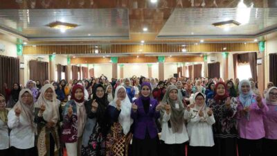 Ketua Pembina Posyandu HST Mama Deden Tekankan Penguatan Kader dalam Gerakan Aktifkan Posyandu