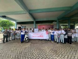 PT Trio Motor Bekali Pelajar SMK Muhammadiyah 3 Banjarmasin Edukasi Safety Riding Berbasis Praktik