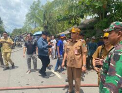 ‎Sekda Kapuas Tinjau Lokasi Kebakaran di Desa Tamban Baru Mekar ‎