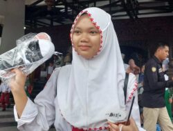 Korem 101/Antasari Bagikan 2.500 Pasang Sepatu untuk Siswa di Banjarmasin