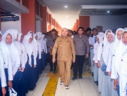 Gubernur Kalsel Apresiasi Sekolah Rakyat, Titip Pesan ke Siswa : Sukses Dimulai dari Bakti kepada Orang Tua