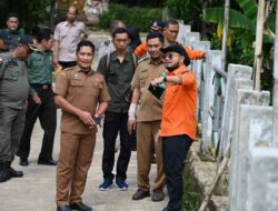 Wabup Barito Timur Respons Cepat Jalan Ambles Ampah Kota Demi Keselamatan Warga