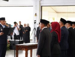 Perkuat Jajaran Pimpinan SKPD, Bupati Tanah Laut Lantik Lima Pejabat Tinggi Pratama