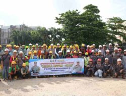 PT Trio Motor Bersinergi dengan PT Adhi Karya dan Polresta Banjarmasin Edukasi Safety Riding