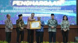 Dukung Pos Bantuan Hukum Desa, Pemkab Banjar Diganjar Penghargaan Kemenkum