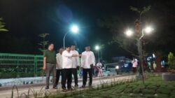 Pastikan Kebersihan, ‎Bupati Kapuas Tinjau Taman Adipura ‎