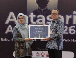 H. Muhidin Digelari Gubernur Visioner Kalsel, Sabet Antasari Award 2026