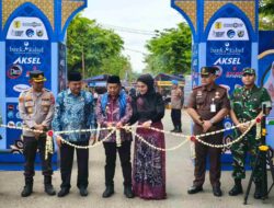 Bupati HST Samsul Rizal Resmikan Pasar Ramadan