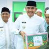 Safari Ramadan 2026, Bupati Tala Serahkan Bantuan Hibah dan Al-Qur’an di Batu Ampar