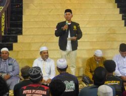 Sahur Bersama Relawan Damkar, Wali Kota Yamin Ajak Bantu Gerakan Pilah Sampah dari Rumah