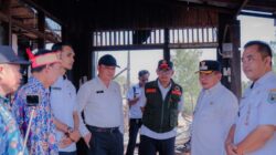 ‎Bupati Kapuas Serahkan Bantuan untuk Warga Terdampak Kebakaran di Desa Pulau Kupang