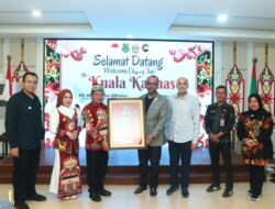 Bupati Kapuas Sambut Delegasi UEA, Dorong Operasi Katarak