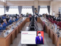 ‎Bang Dhin Dorong Mahasiswa Jadi Pemimpin Responsif dan Kritis