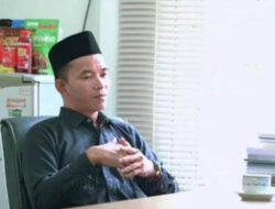 Dorong UMKM, DPRD Balangan Beri Bantuan Rombong ke Warga Juai