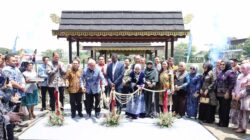 Dermaga Pasar Terapung TMII Diresmikan, Budaya Sungai Kalsel Tampil di Tingkat
