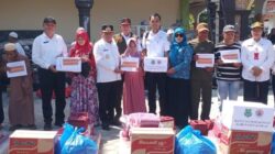 Sambangi Korban Kebakaran di Pulau Kupang, Bupati Wiyatno Instruksikan Percepatan Bantuan
