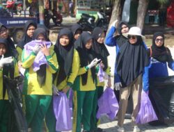 Pelajar Turun ke Pantai, Dislautkan Kalsel Gencarkan Edukasi Pilah Sampah