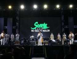 Rhoma Irama Meriahkan Mappanre Ri Tasi’e, Ribuan Warga Padati Pantai Pagatan