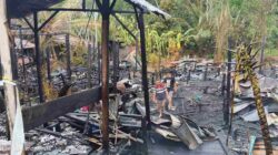Kebakaran Hebat di Kecamatan Juai, Lima Rumah Ludes Terbakar