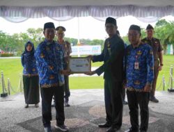 Peringatan Harkitnas di Balangan Dibalut Penyerahan Penghargaan Pelayanan Publik