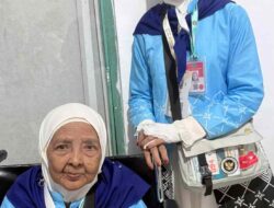 Semangat di Usia 87 Tahun, Norma Mangacil Berangkat Haji dari Kotabaru