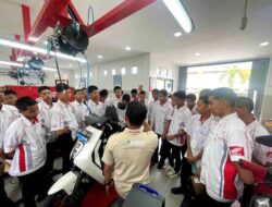 Honda Trio Motor Kenalkan EM1 e : ke Siswa SMK