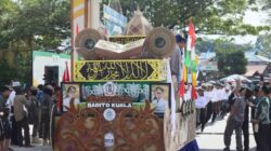 Pawai Ta’aruf MTQ Kalsel ke-37 Semarakkan Marabahan, Tampilkan Ragam Budaya Daerah