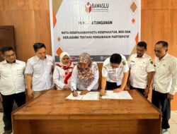 Diskominfosandi dan Bawaslu Pulang Pisau Jalin Kerja Sama Keterbukaan Informasi