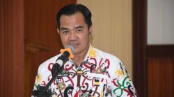 Bupati Pulang Pisau Kukuhkan Pengurus LPPD dan Lepas Kontingen Pesparawi Nasional